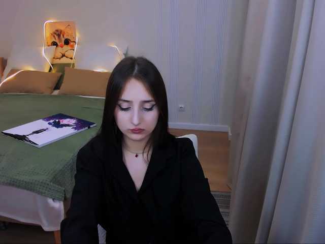 JulietteMonli live cam on BongaCams