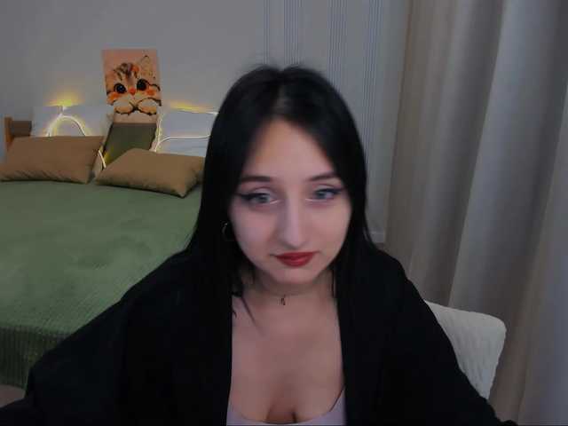 JulietteMonli live cam on BongaCams