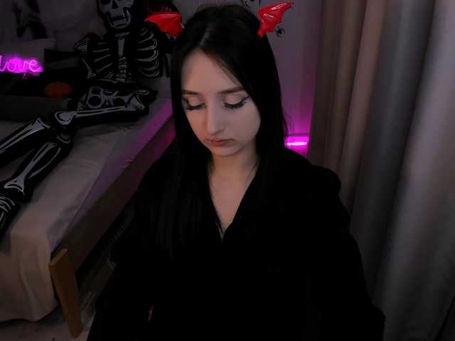 JulietteMonli live cam on BongaCams