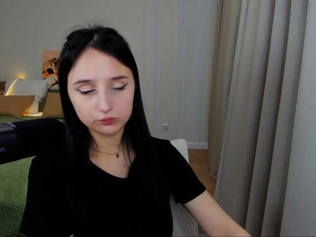 JulietteMonli live cam on BongaCams