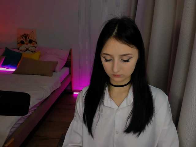 JulietteMonli live cam preview