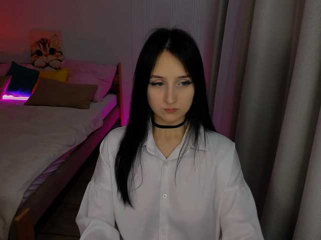 JulietteMonli live cam on BongaCams