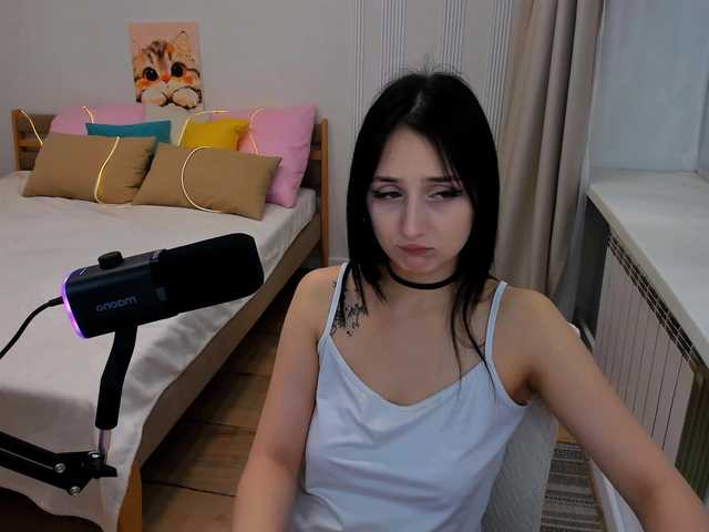 JulietteMonli live cam on BongaCams