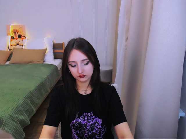 JulietteMonli live cam on BongaCams