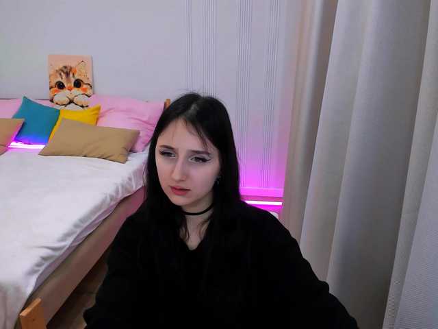 JulietteMonli live cam on BongaCams