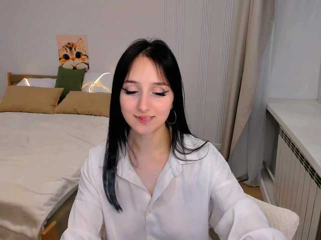JulietteMonli live cam on BongaCams