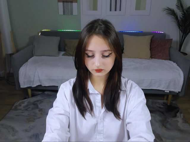 JulietteMonli live cam on BongaCams