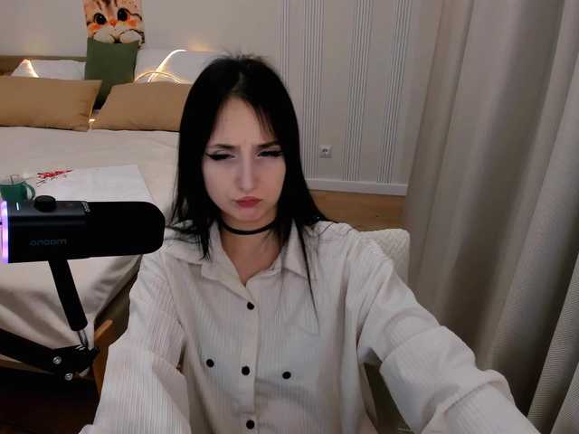 JulietteMonli live cam on BongaCams