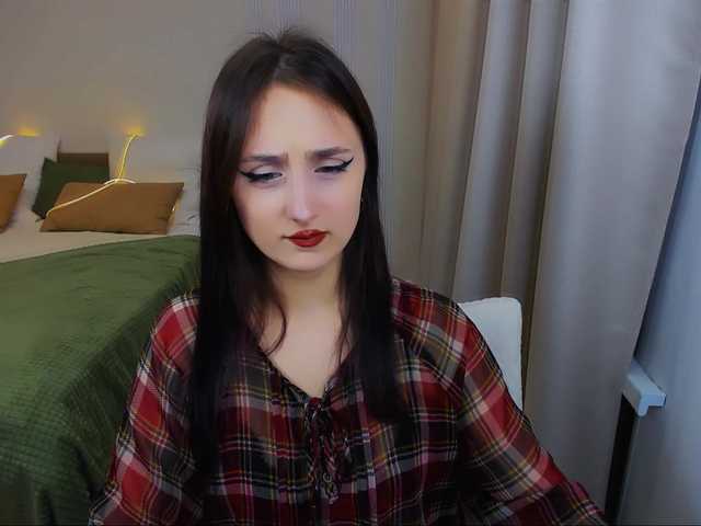 JulietteMonli live cam on BongaCams