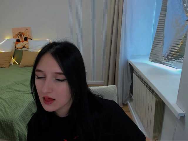 JulietteMonli live cam on BongaCams