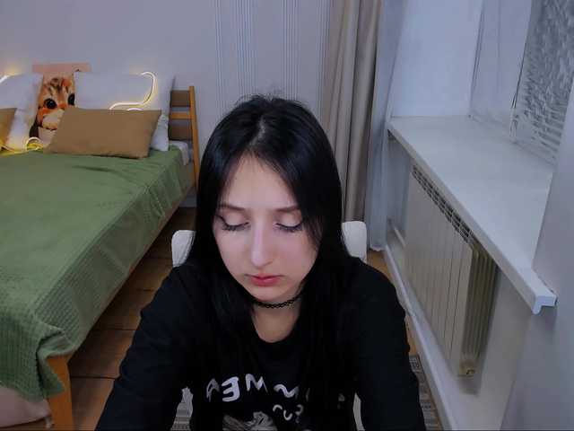 JulietteMonli live cam on BongaCams