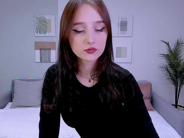 JulietteMonli webcam