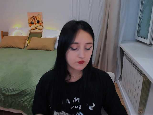 JulietteMonli live cam on BongaCams