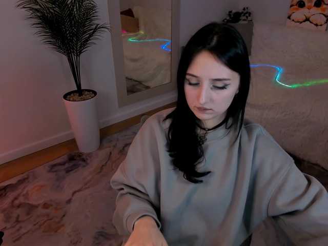 JulietteMonli live cam on BongaCams