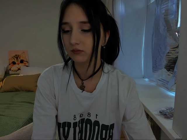 JulietteMonli live cam on BongaCams