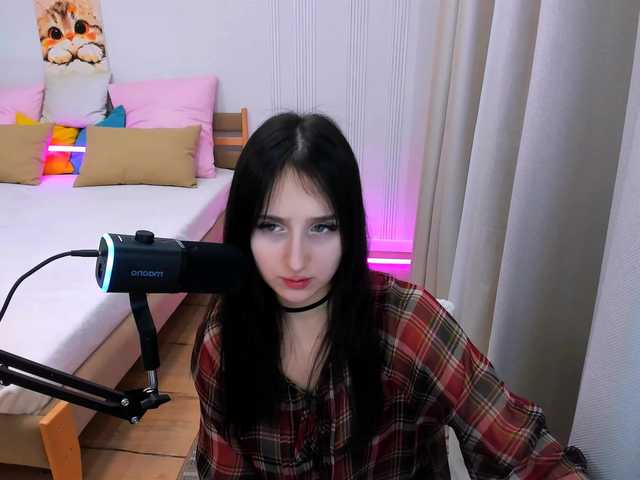 JulietteMonli live cam on BongaCams