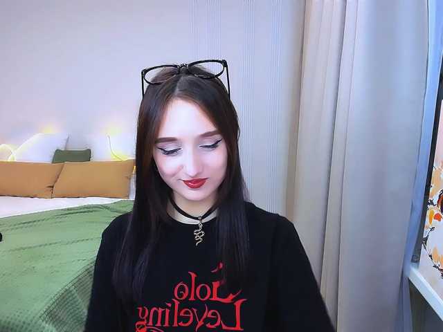 JulietteMonli live cam on BongaCams