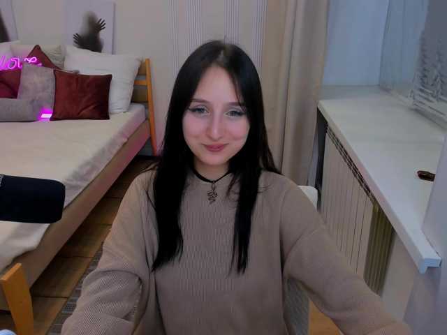 JulietteMonli live cam on BongaCams