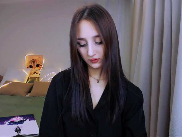 JulietteMonli live cam on BongaCams