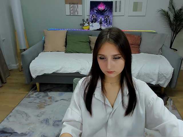 JulietteMonli live cam on BongaCams