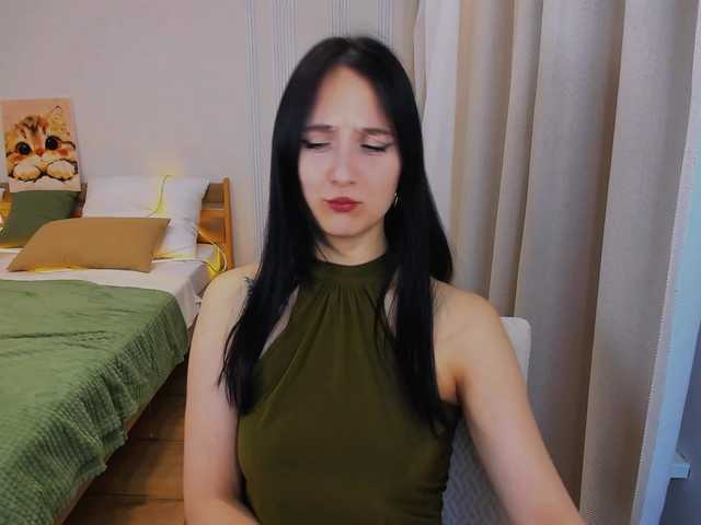 JulietteMonli live cam on BongaCams