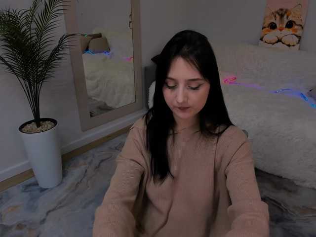 JulietteMonli — live female cam