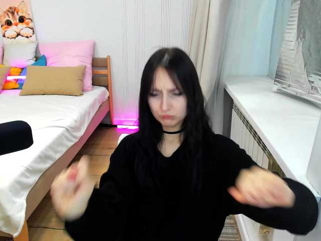JulietteMonli live cam on BongaCams