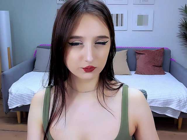 JulietteMonli live cam on BongaCams