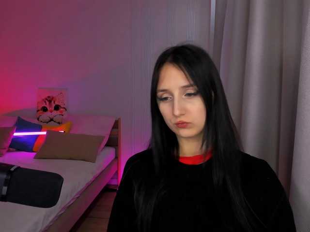 JulietteMonli live cam on BongaCams