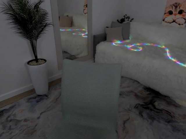 JulietteMonli live cam preview