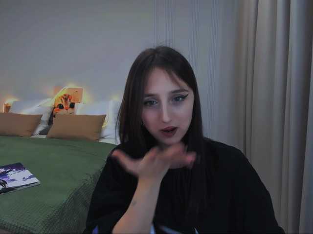 JulietteMonli live cam on BongaCams