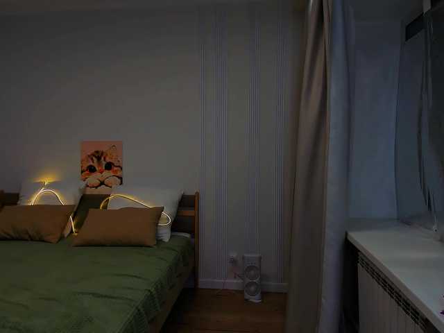 JulietteMonli live cam on BongaCams