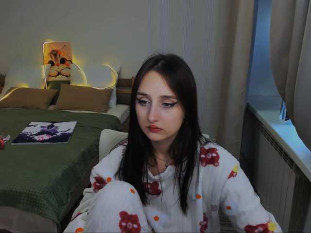 JulietteMonli live cam on BongaCams