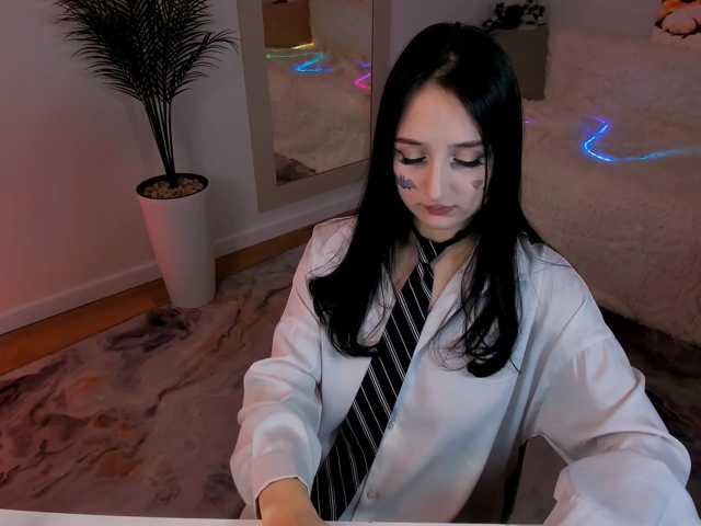 JulietteMonli live cam on BongaCams