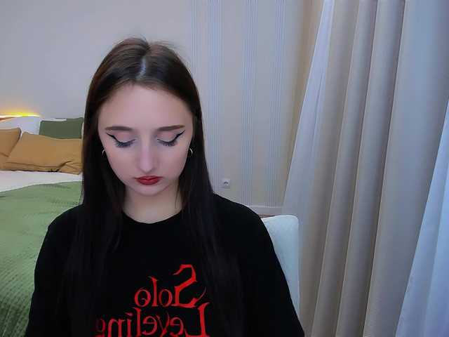 JulietteMonli live cam on BongaCams