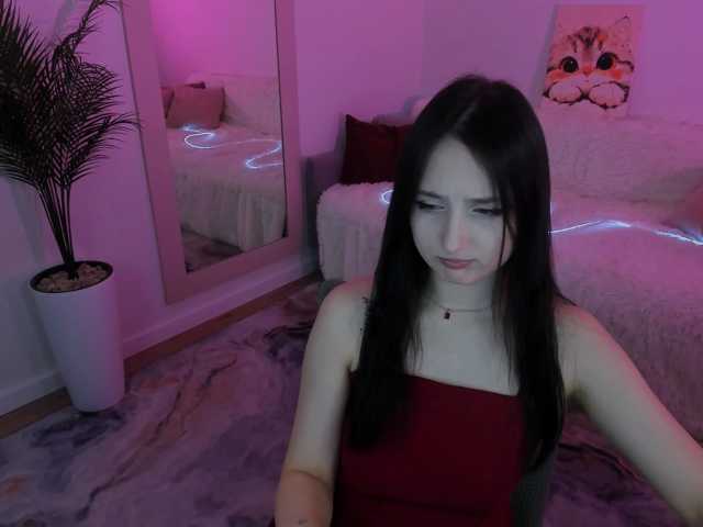 JulietteMonli live cam on BongaCams