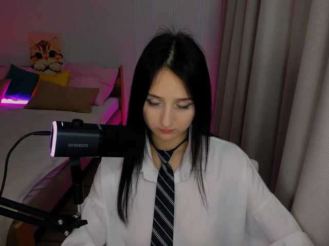 JulietteMonli live cam on BongaCams