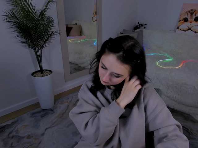 JulietteMonli live cam on BongaCams