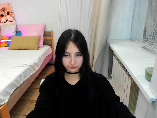 JulietteMonli live cam on BongaCams