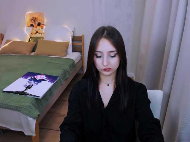 JulietteMonli live cam on BongaCams