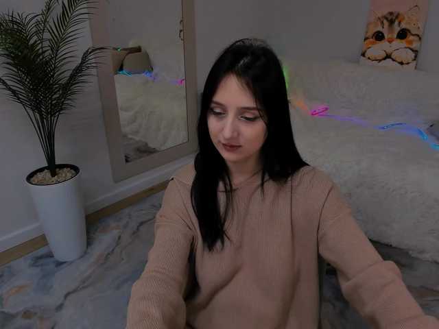 JulietteMonli live cam on BongaCams