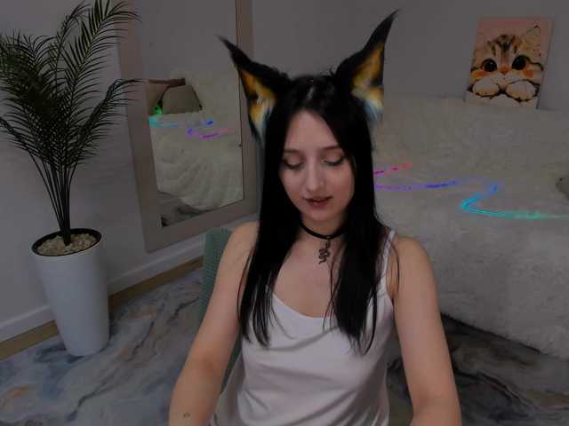 JulietteMonli live cam on BongaCams