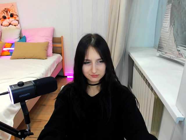 JulietteMonli live cam on BongaCams