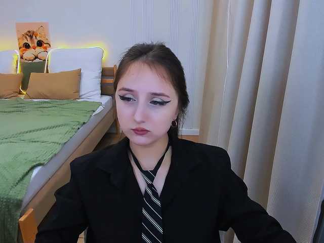 JulietteMonli live cam on BongaCams