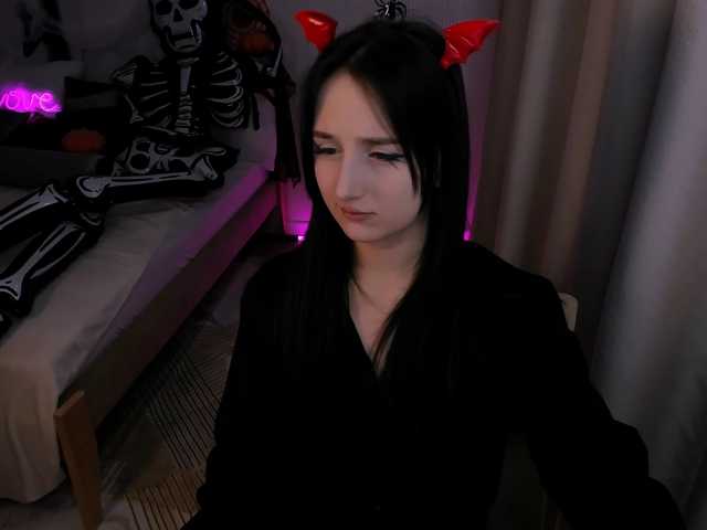 JulietteMonli live cam on BongaCams