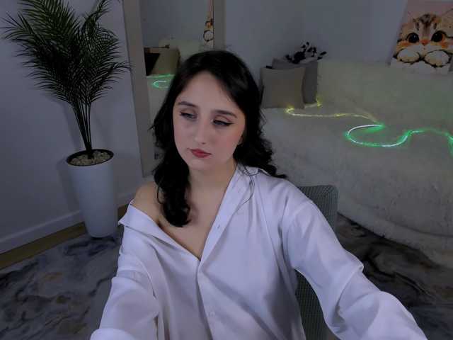 JulietteMonli live cam preview