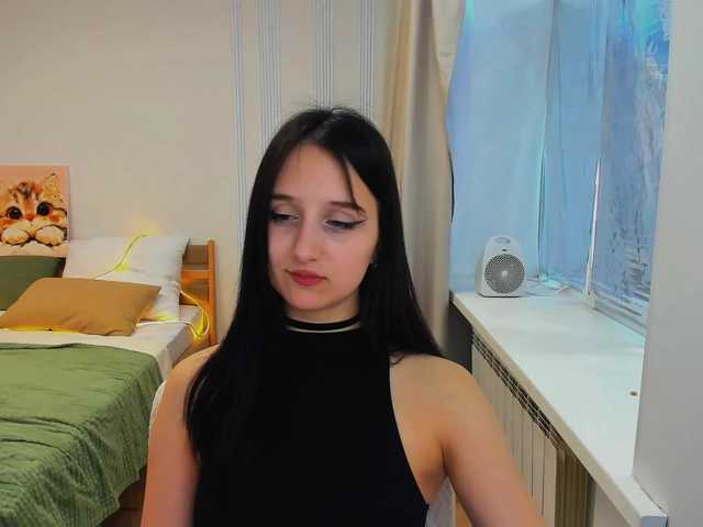JulietteMonli live cam on BongaCams