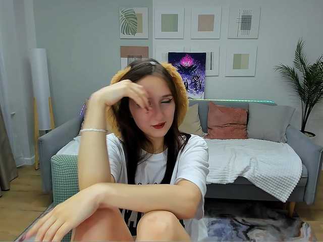 JulietteMonli live cam on BongaCams