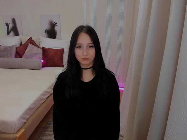 JulietteMonli live cam on BongaCams