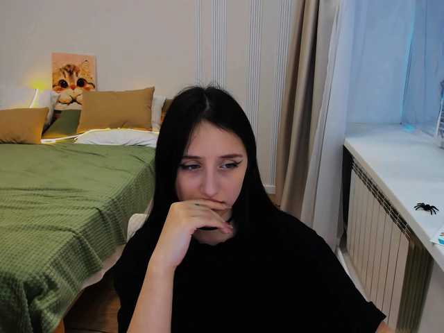 JulietteMonli live cam on BongaCams